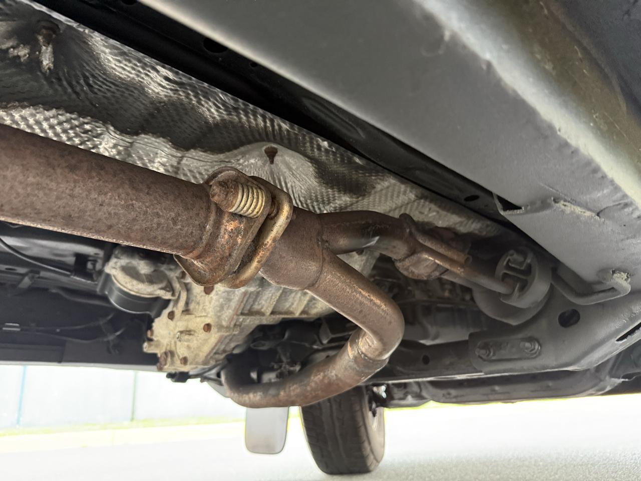 Toyota Tacoma 4WD Double LB V6 AT (Natl) 2010