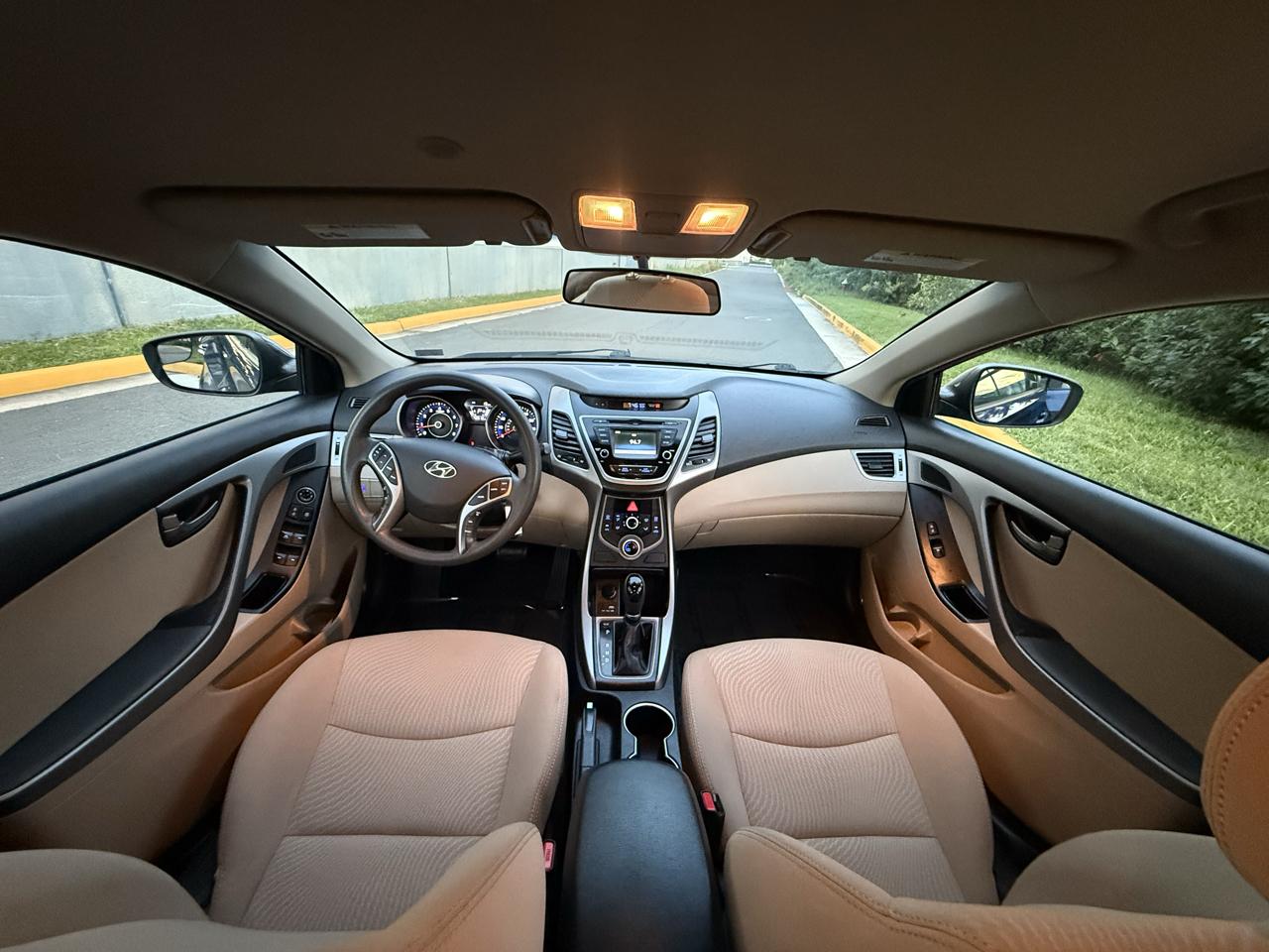 Hyundai Elantra 4dr Sdn Auto SE (Alabama Plant) 2015