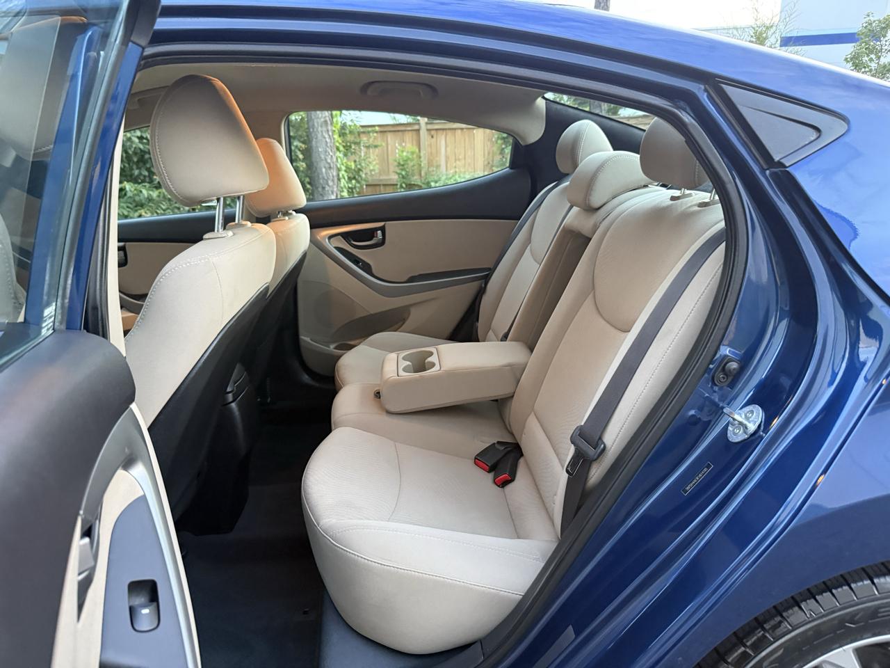 Hyundai Elantra 4dr Sdn Auto SE (Alabama Plant) 2015