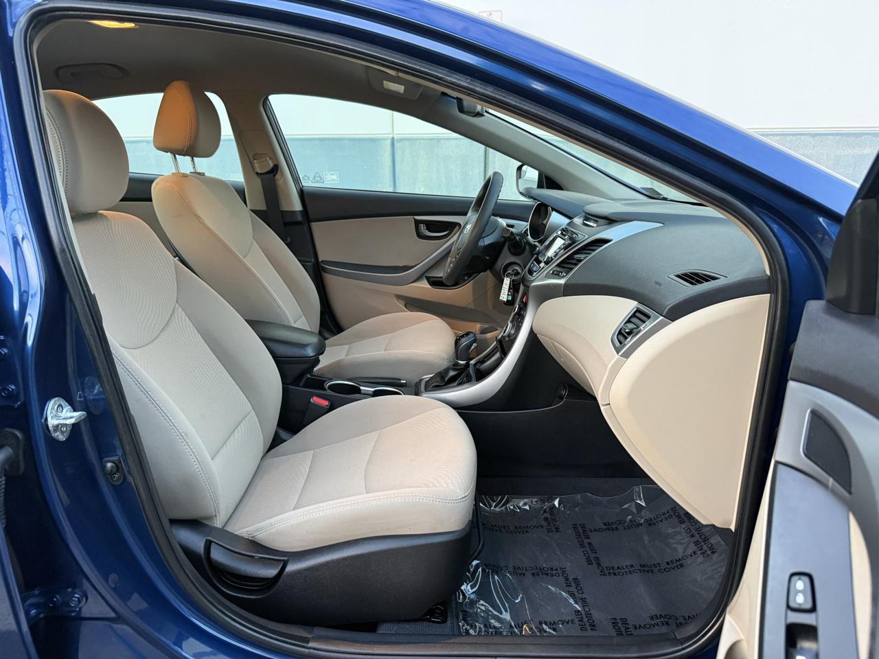 Hyundai Elantra 4dr Sdn Auto SE (Alabama Plant) 2015