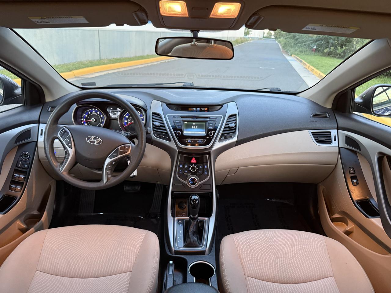 Hyundai Elantra 4dr Sdn Auto SE (Alabama Plant) 2015