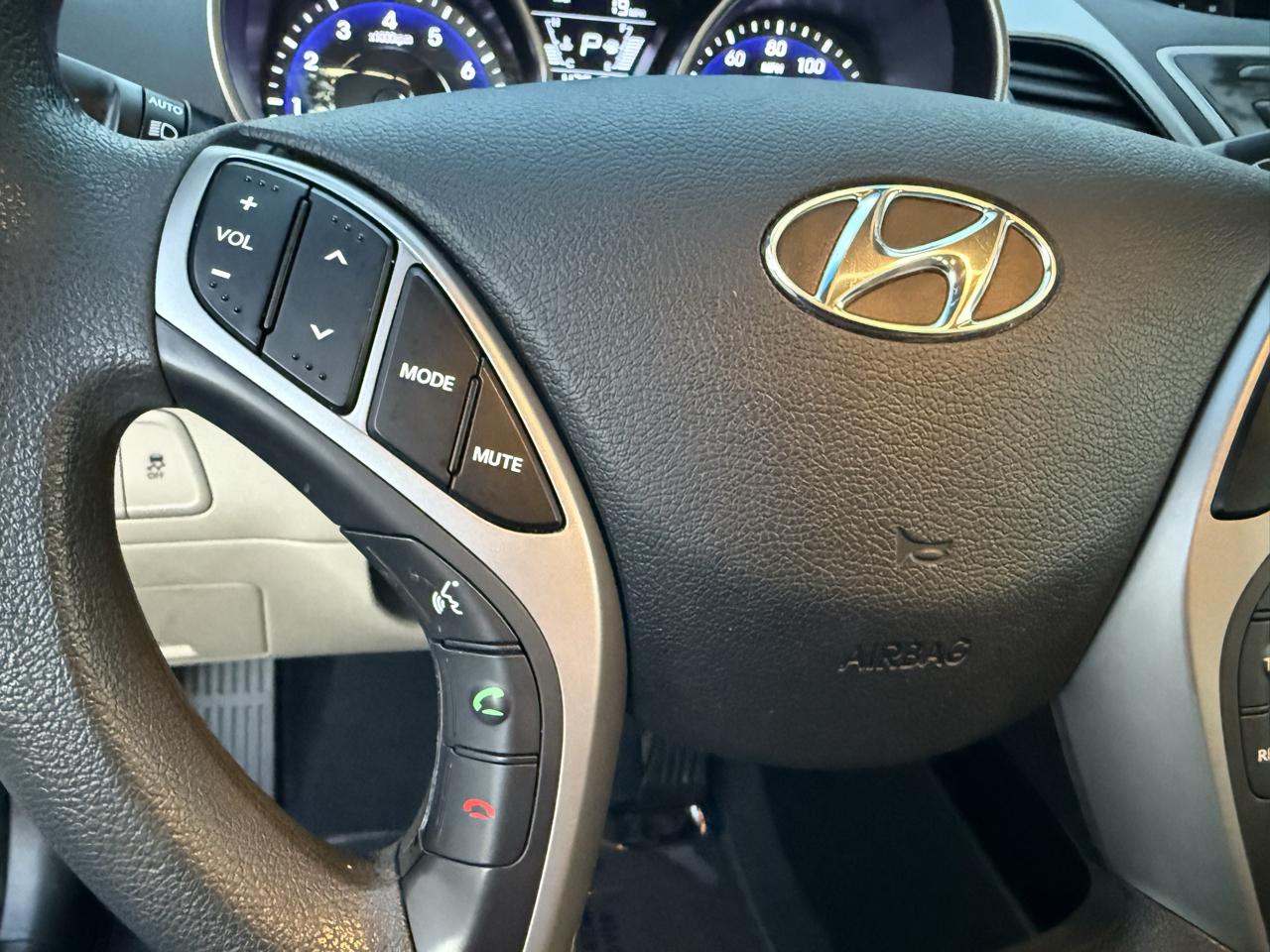 Hyundai Elantra 4dr Sdn Auto SE (Alabama Plant) 2015