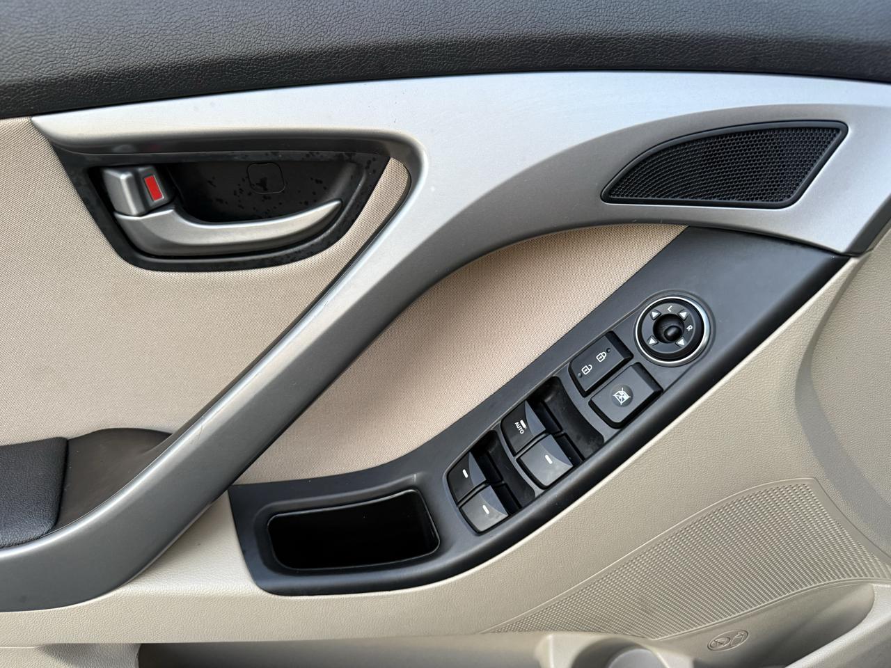 Hyundai Elantra 4dr Sdn Auto SE (Alabama Plant) 2015