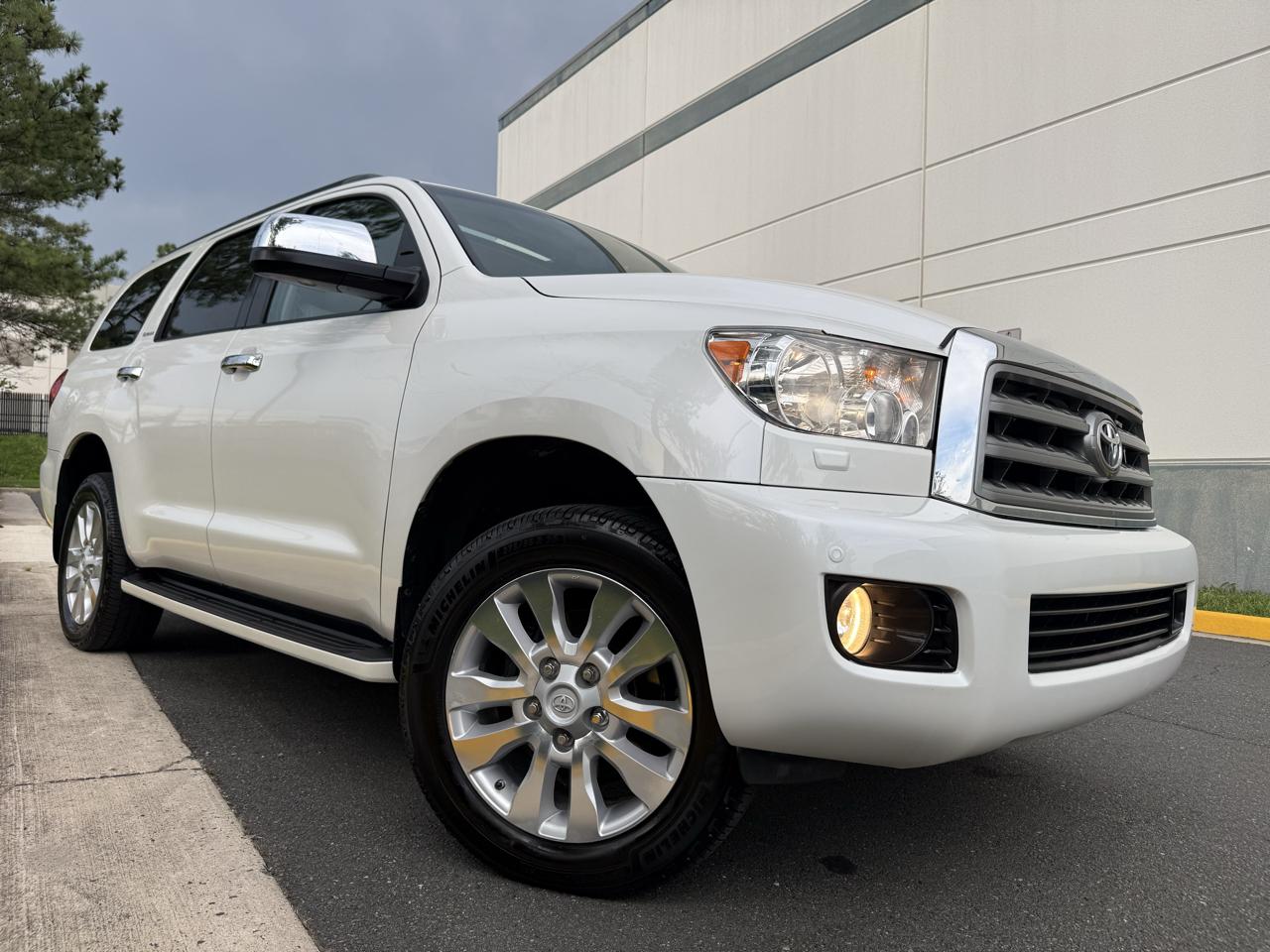 Toyota Sequoia 4WD 5.7L FFV Platinum (Natl) 2016