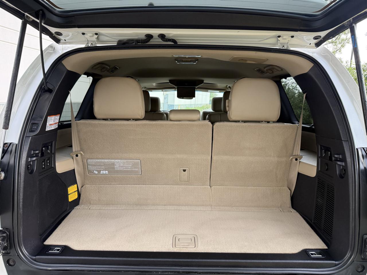 Toyota Sequoia 4WD 5.7L FFV Platinum (Natl) 2016
