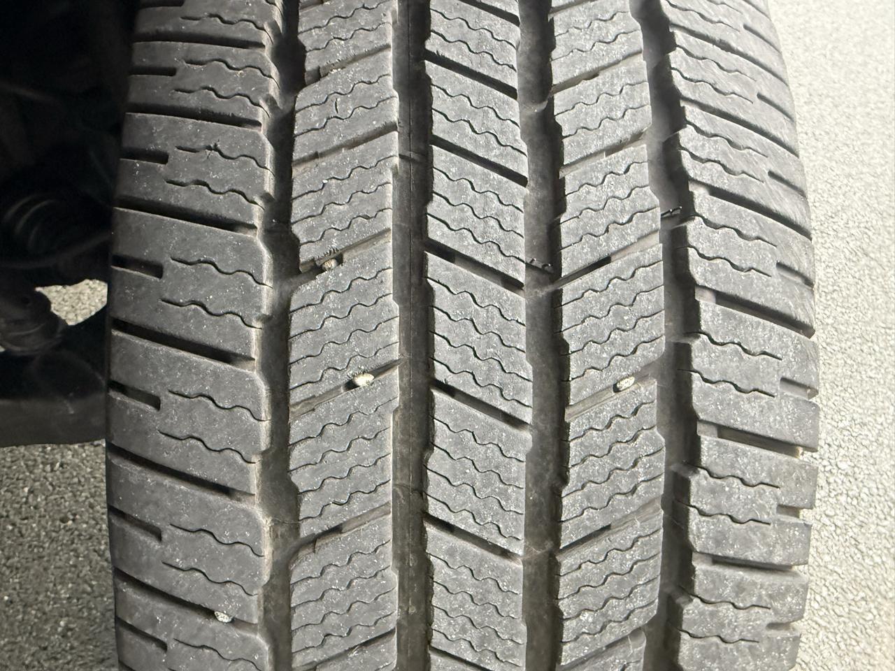 Toyota Sequoia 4WD 5.7L FFV Platinum (Natl) 2016