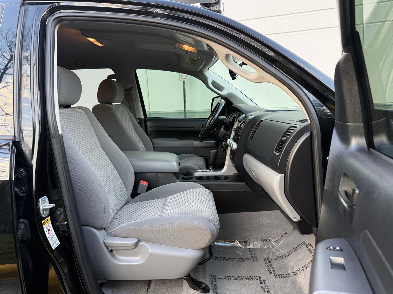 Toyota Tundra 4WD Truck Dbl 4.6L V8 6-Spd AT (Natl) 2011