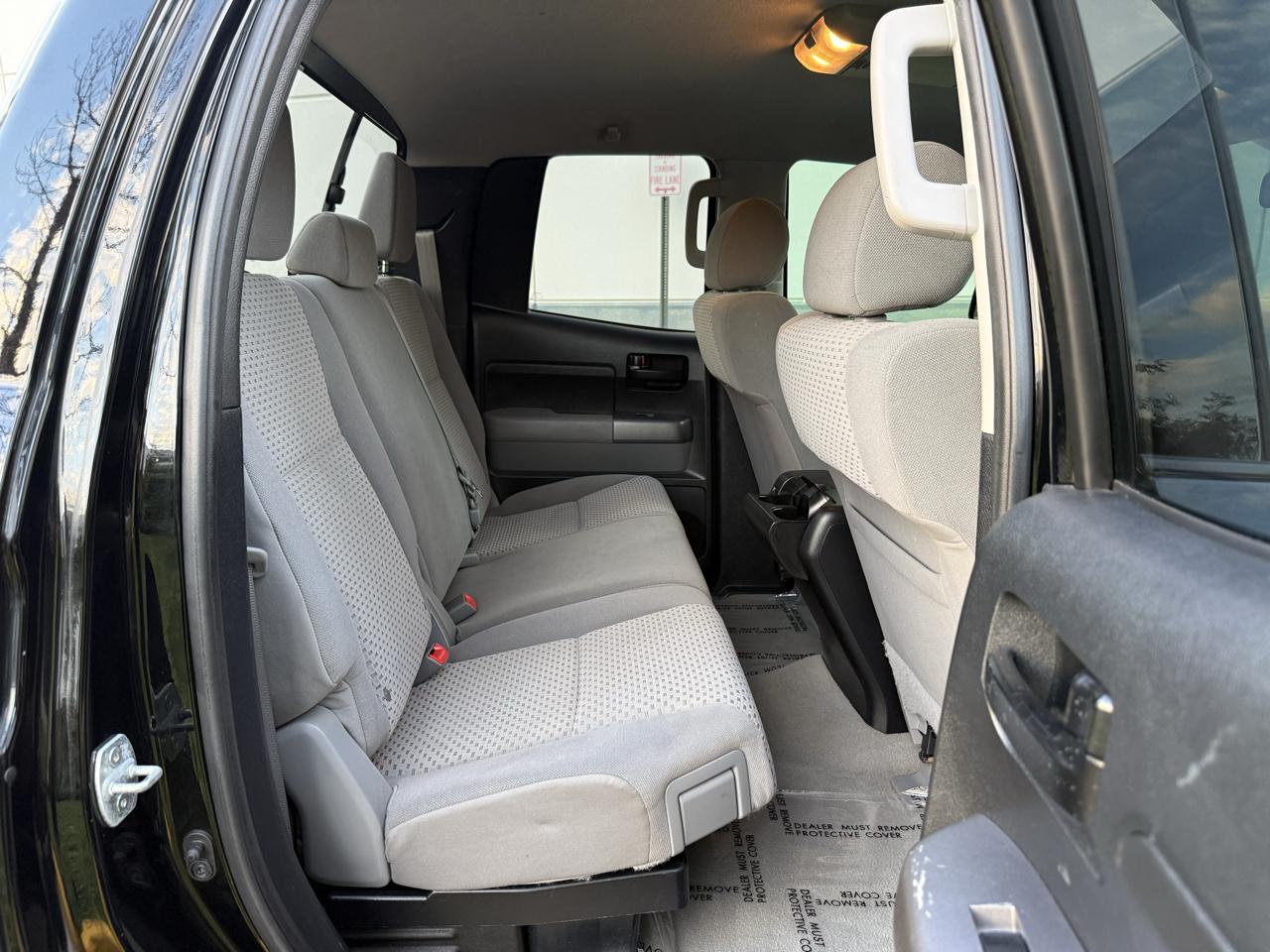 Toyota Tundra 4WD Truck Dbl 4.6L V8 6-Spd AT (Natl) 2011