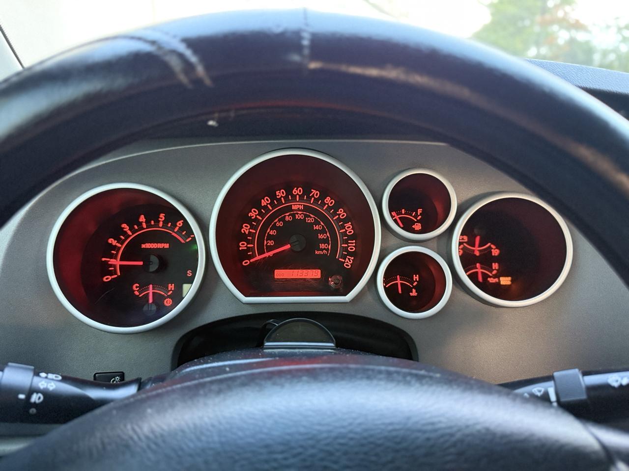 Toyota Tundra 4WD Truck Dbl 4.6L V8 6-Spd AT (Natl) 2011