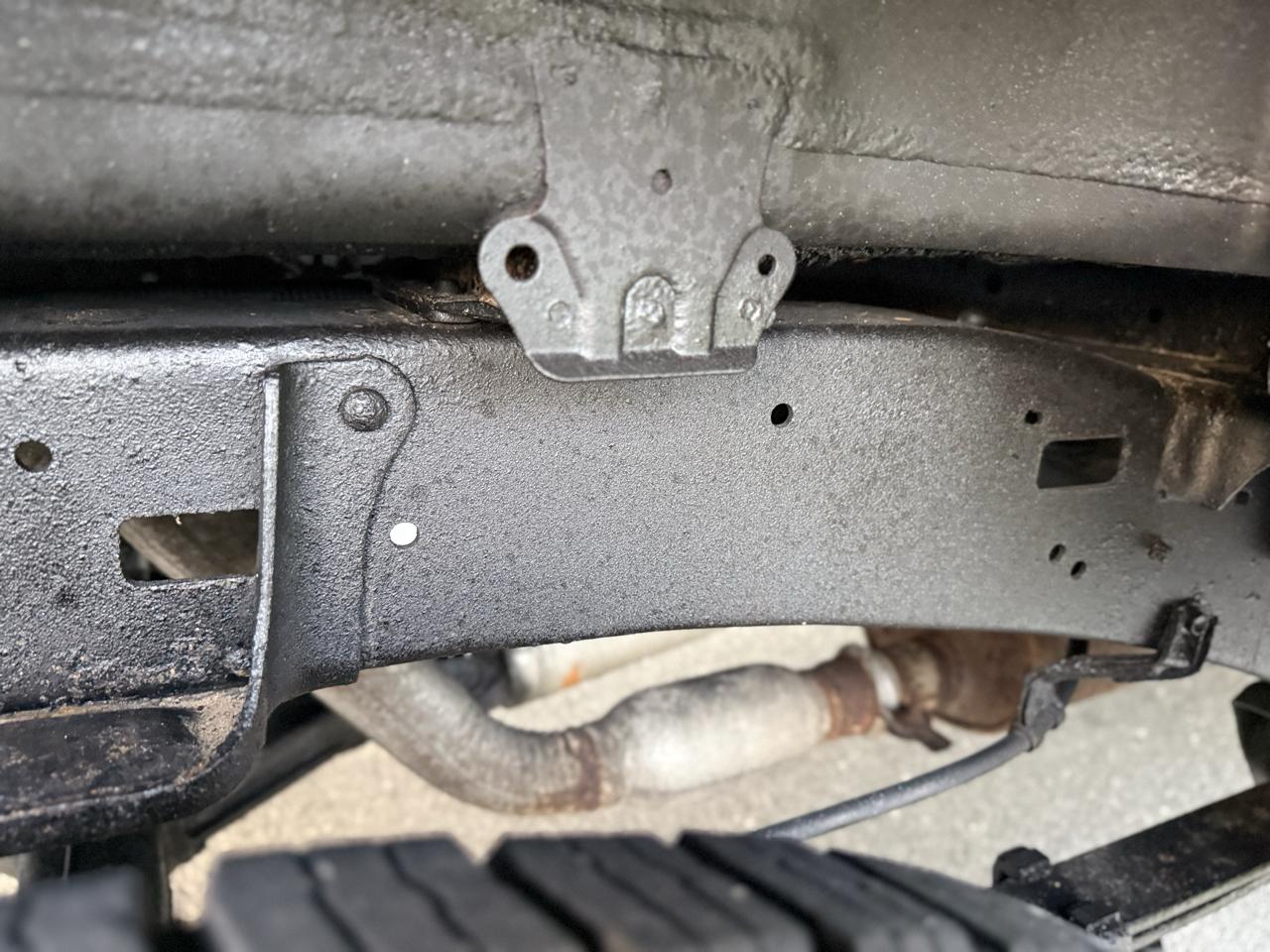 Toyota Tundra 4WD Truck Dbl 4.6L V8 6-Spd AT (Natl) 2011