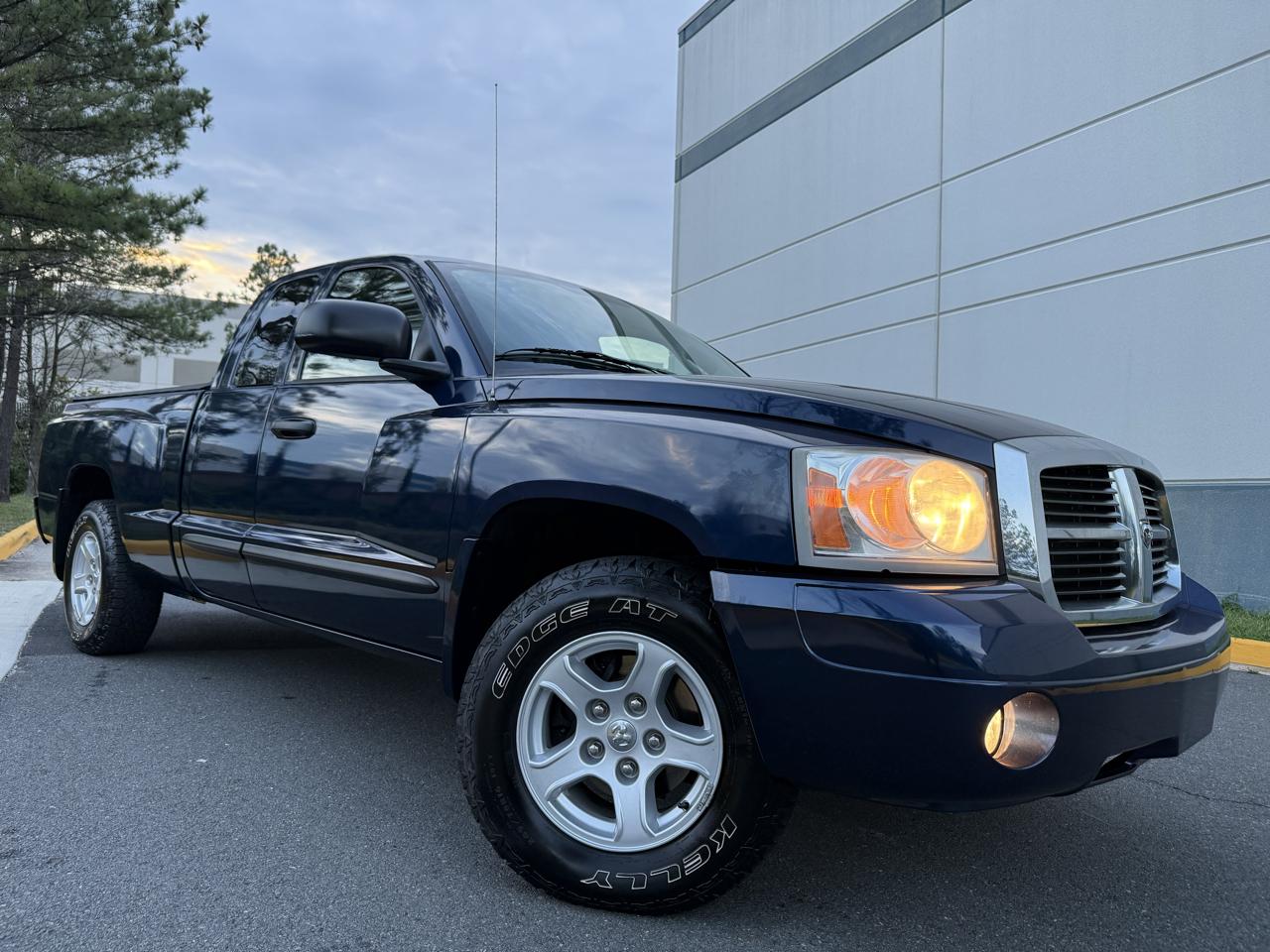 Dodge Dakota 4WD Club Cab 131" SLT 2007