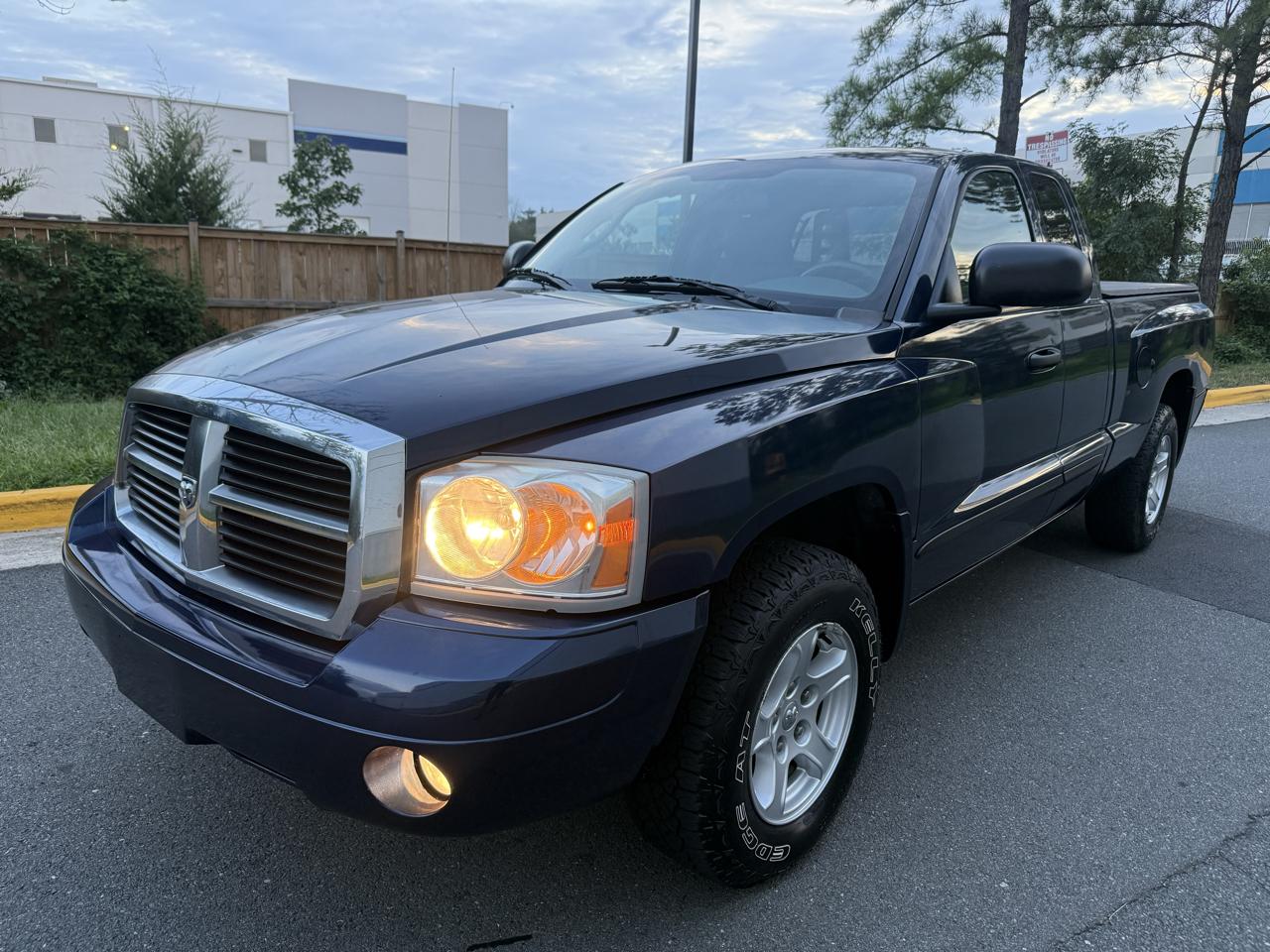Dodge Dakota 4WD Club Cab 131" SLT 2007