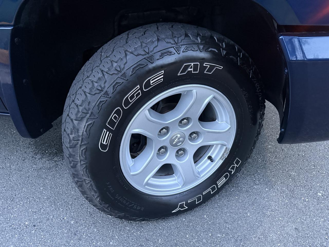 Dodge Dakota 4WD Club Cab 131" SLT 2007