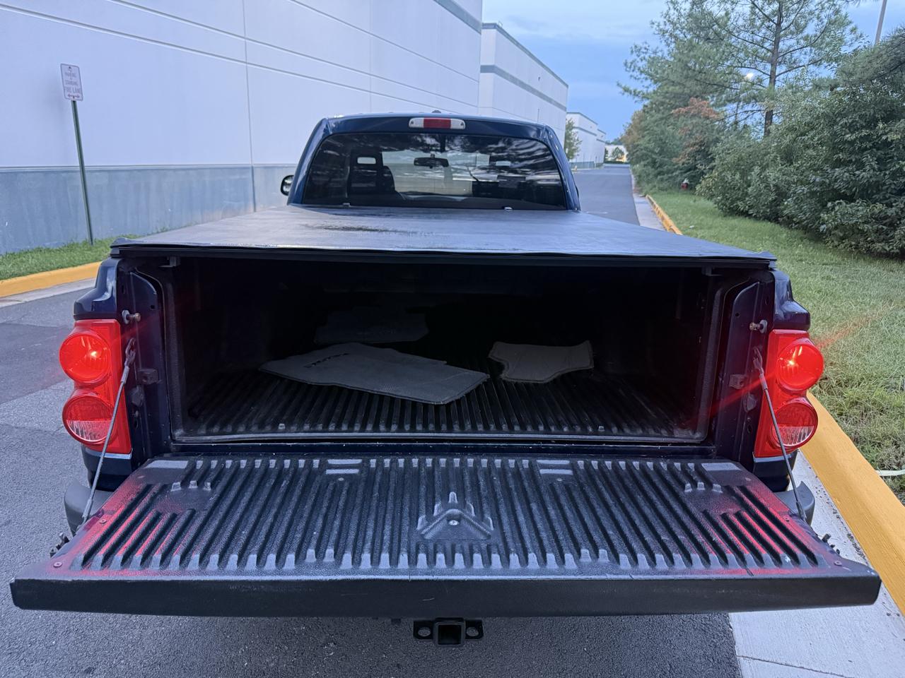 Dodge Dakota 4WD Club Cab 131" SLT 2007