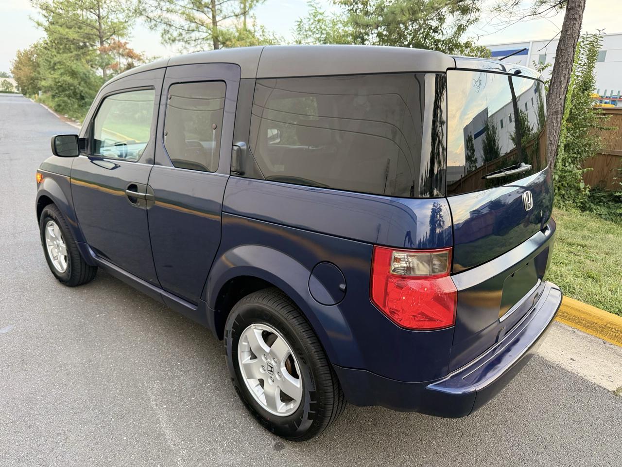 Honda Element 4WD EX Auto w/Side Airbags 2003