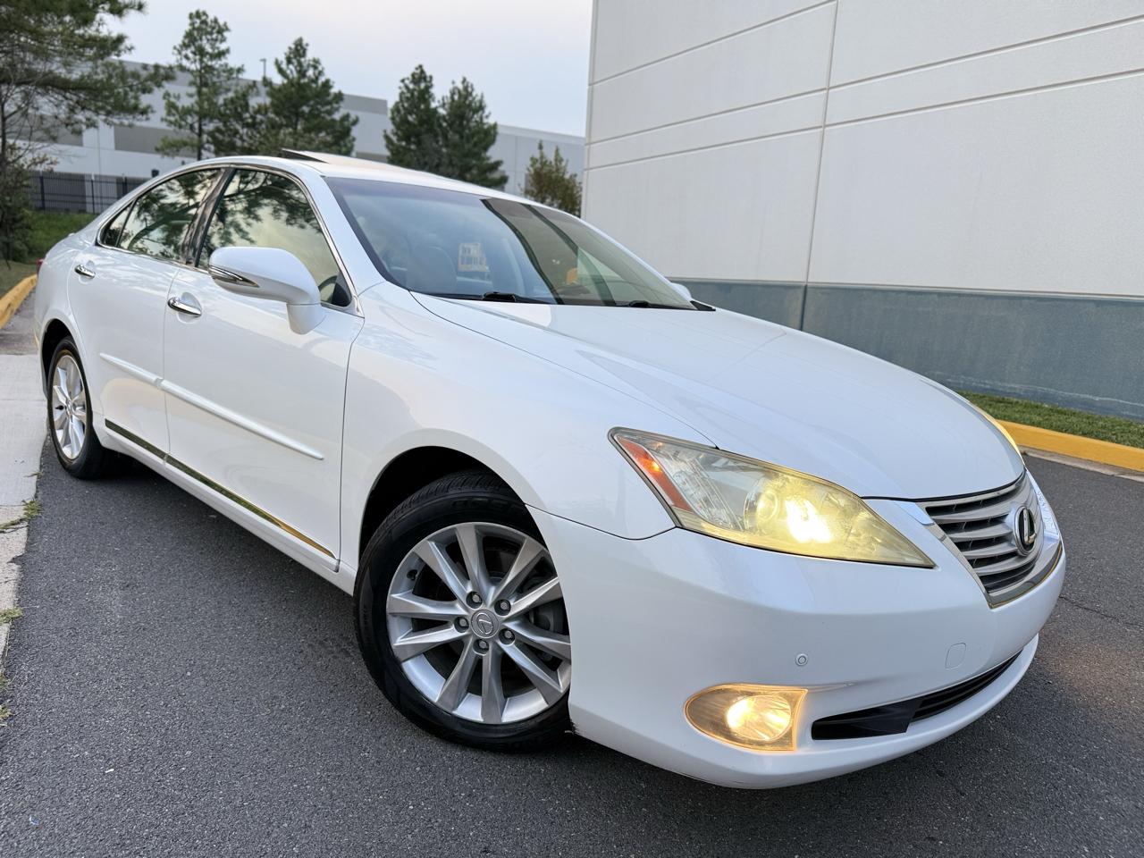 Lexus ES 350 4dr Sdn 2010