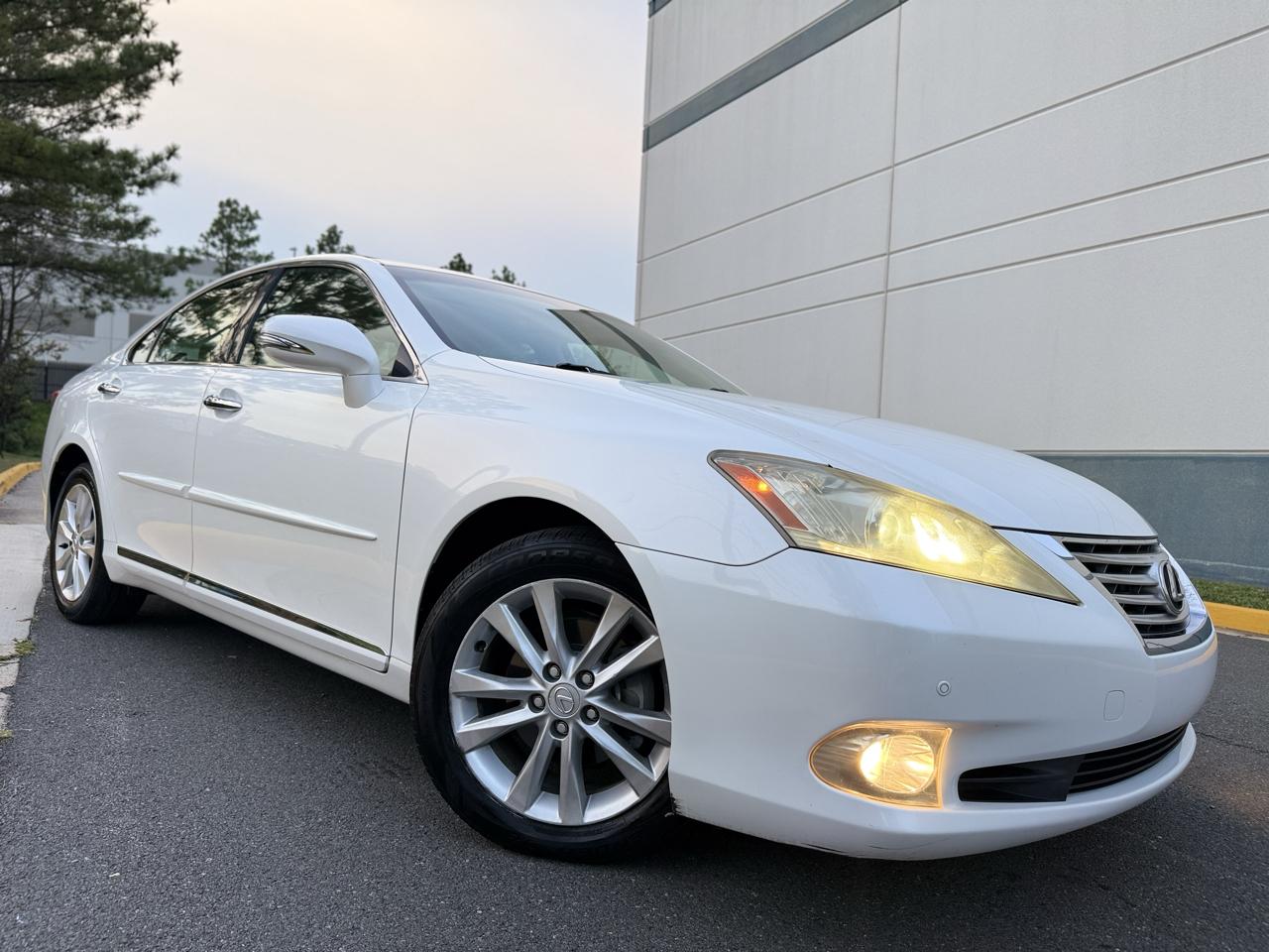 Lexus ES 350 4dr Sdn 2010