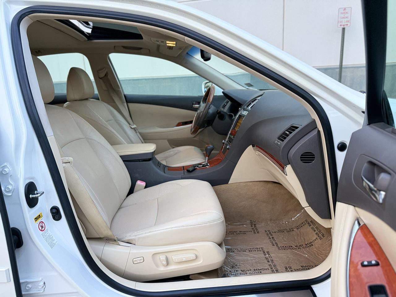 Lexus ES 350 4dr Sdn 2010