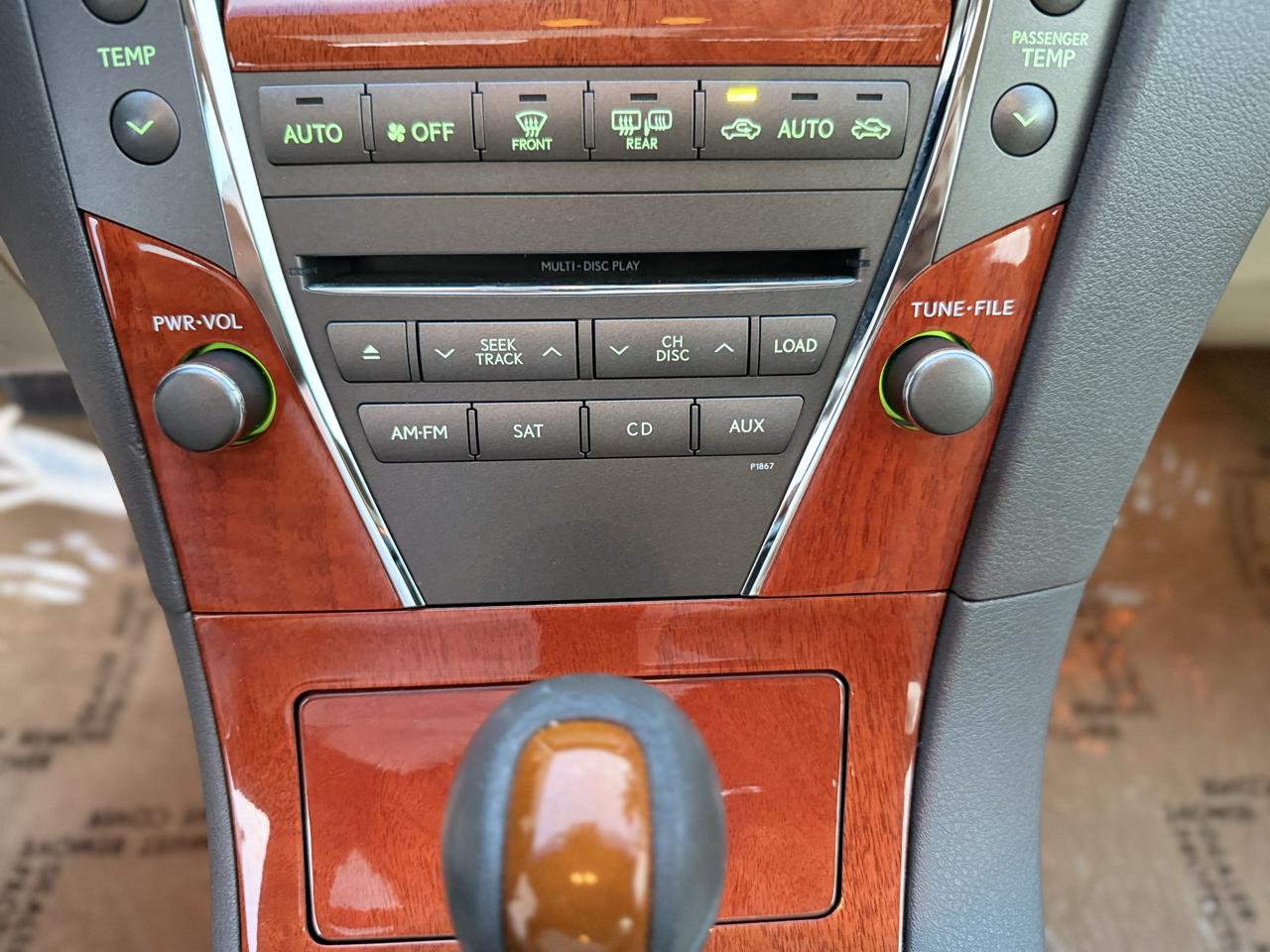 Lexus ES 350 4dr Sdn 2010