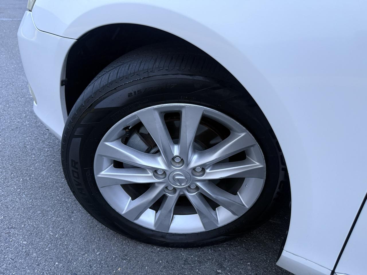 Lexus ES 350 4dr Sdn 2010