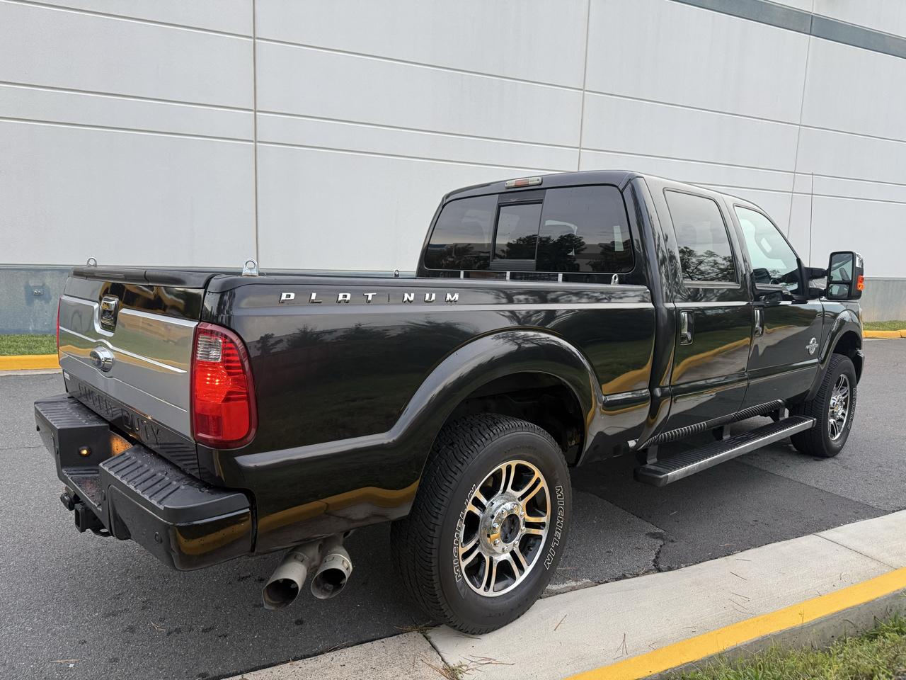 Ford Super Duty F-250 SRW 4WD Crew Cab 156" Platinum 2013