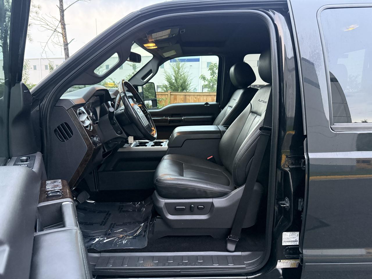 Ford Super Duty F-250 SRW 4WD Crew Cab 156" Platinum 2013