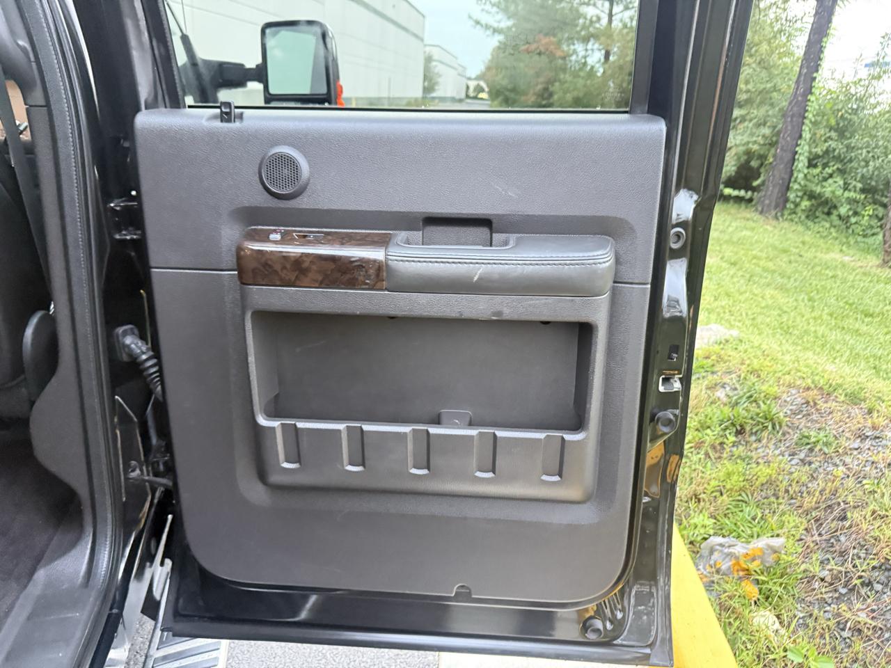 Ford Super Duty F-250 SRW 4WD Crew Cab 156" Platinum 2013