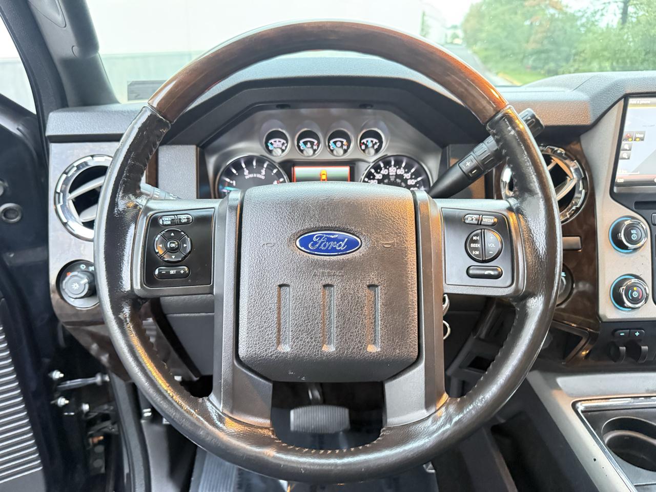 Ford Super Duty F-250 SRW 4WD Crew Cab 156" Platinum 2013