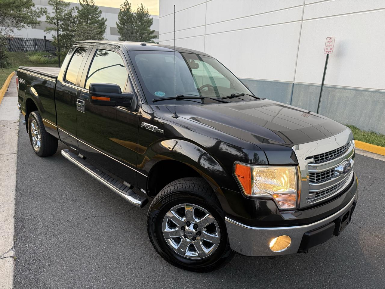 Ford F-150 4WD SuperCab 145" Lariat 2014