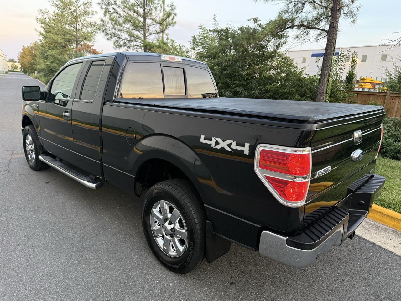 Ford F-150 4WD SuperCab 145" Lariat 2014