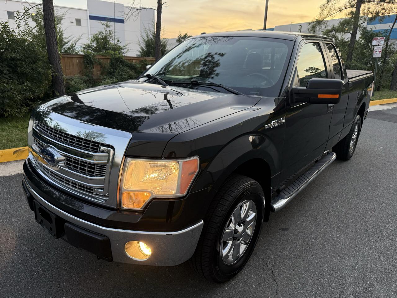 Ford F-150 4WD SuperCab 145" Lariat 2014