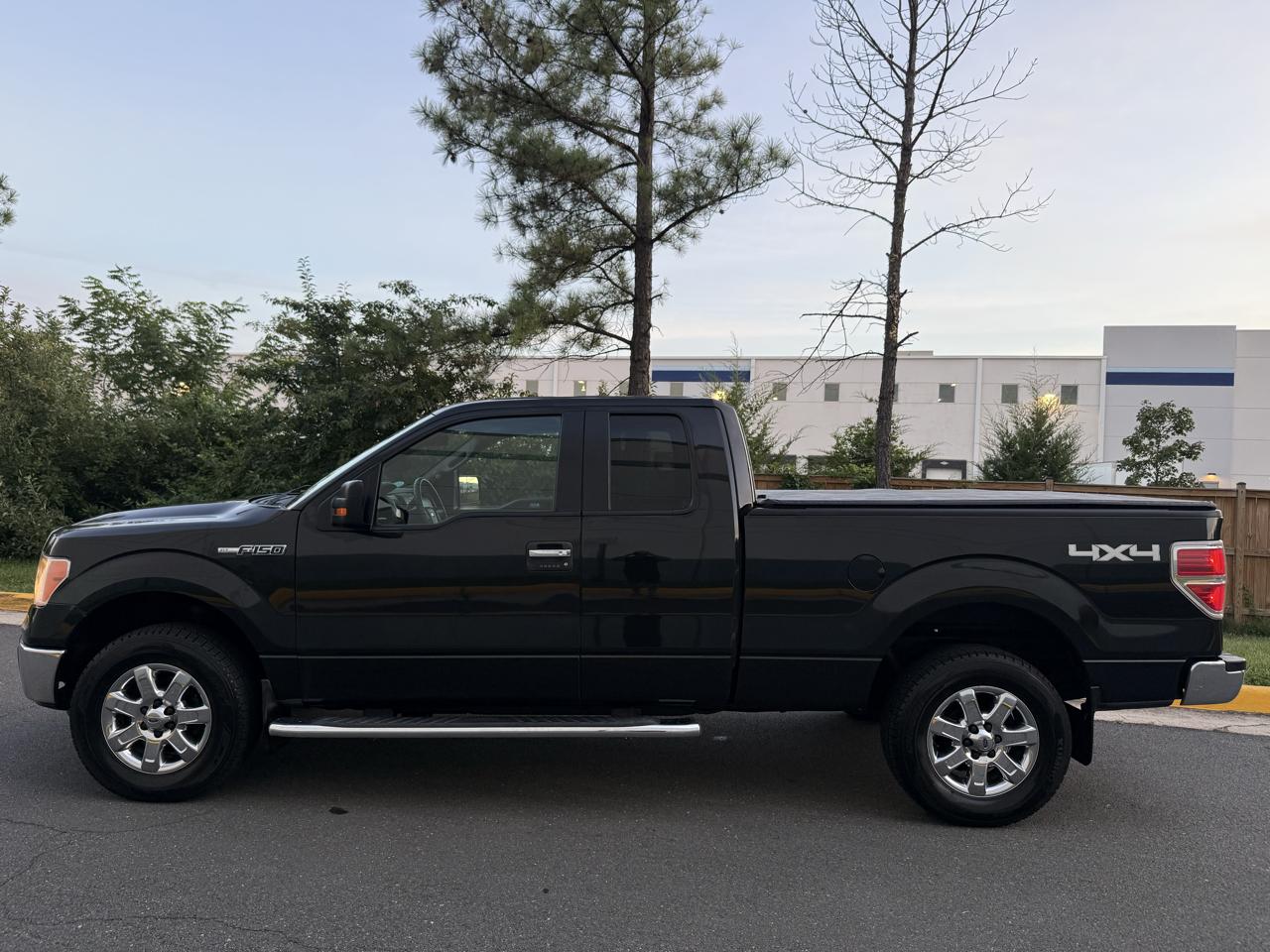Ford F-150 4WD SuperCab 145" Lariat 2014
