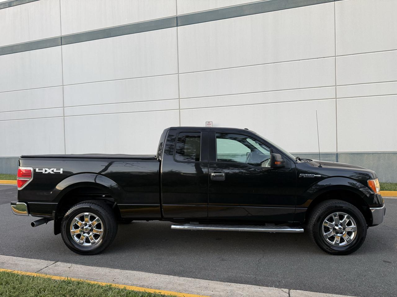 Ford F-150 4WD SuperCab 145" Lariat 2014