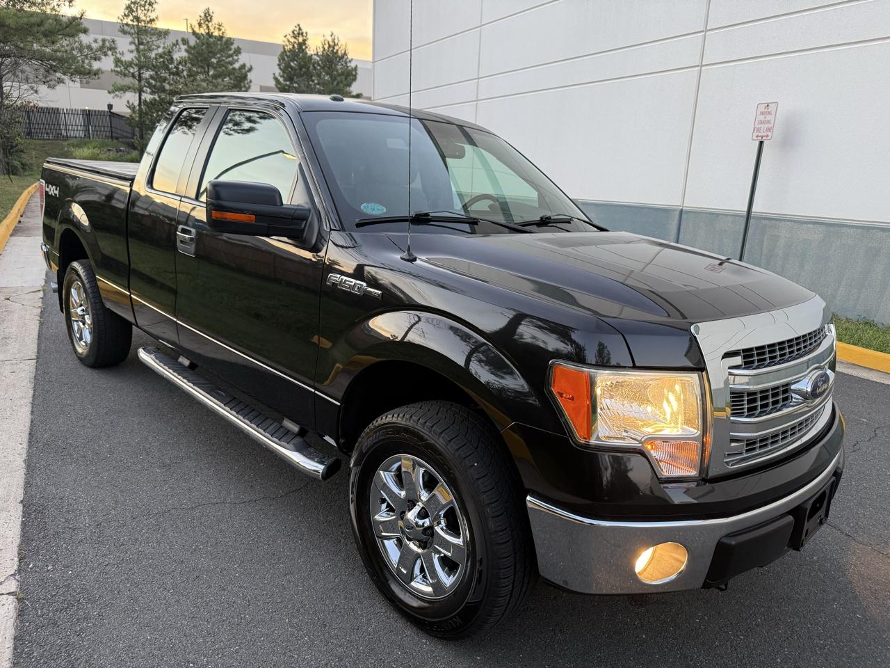 Ford F-150 4WD SuperCab 145" Lariat 2014
