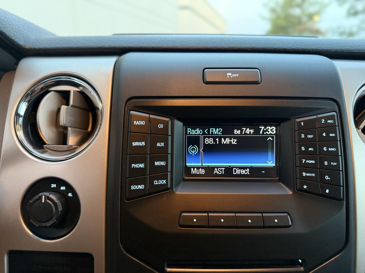 Ford F-150 4WD SuperCab 145" Lariat 2014