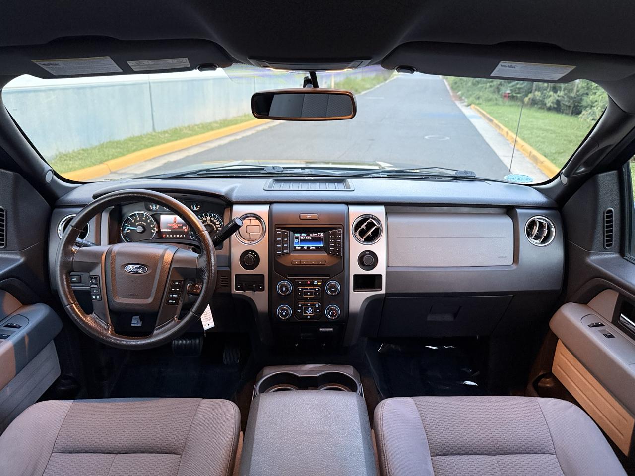 Ford F-150 4WD SuperCab 145" Lariat 2014