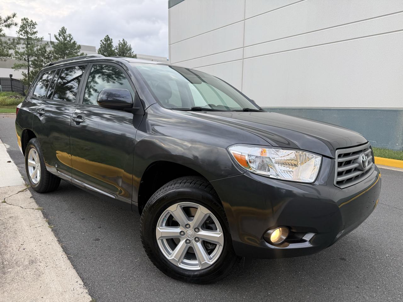 Toyota Highlander 4WD 4dr V6 SE (Natl) 2010