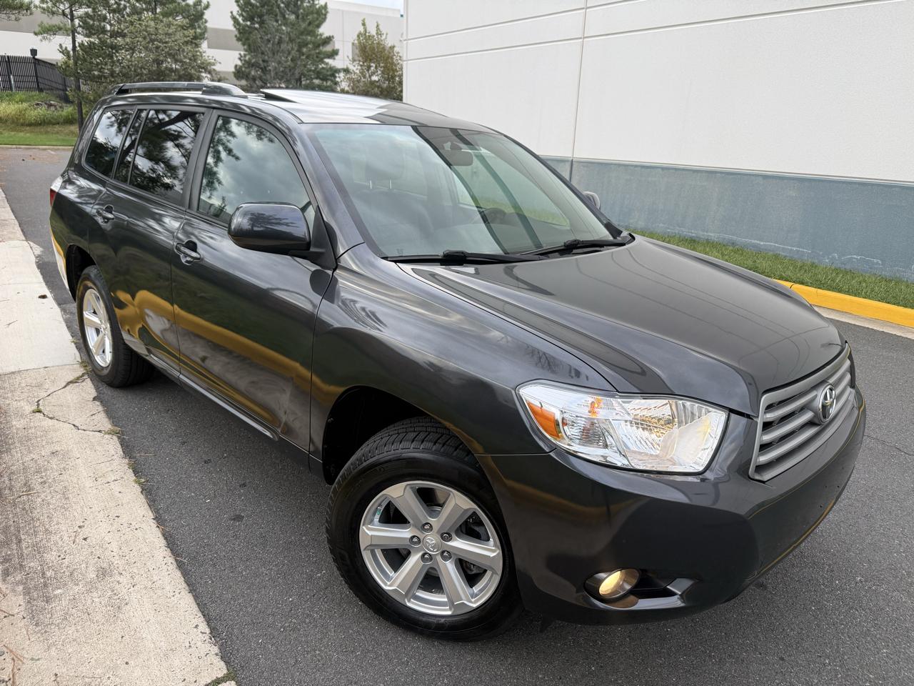 Toyota Highlander 4WD 4dr V6 SE (Natl) 2010
