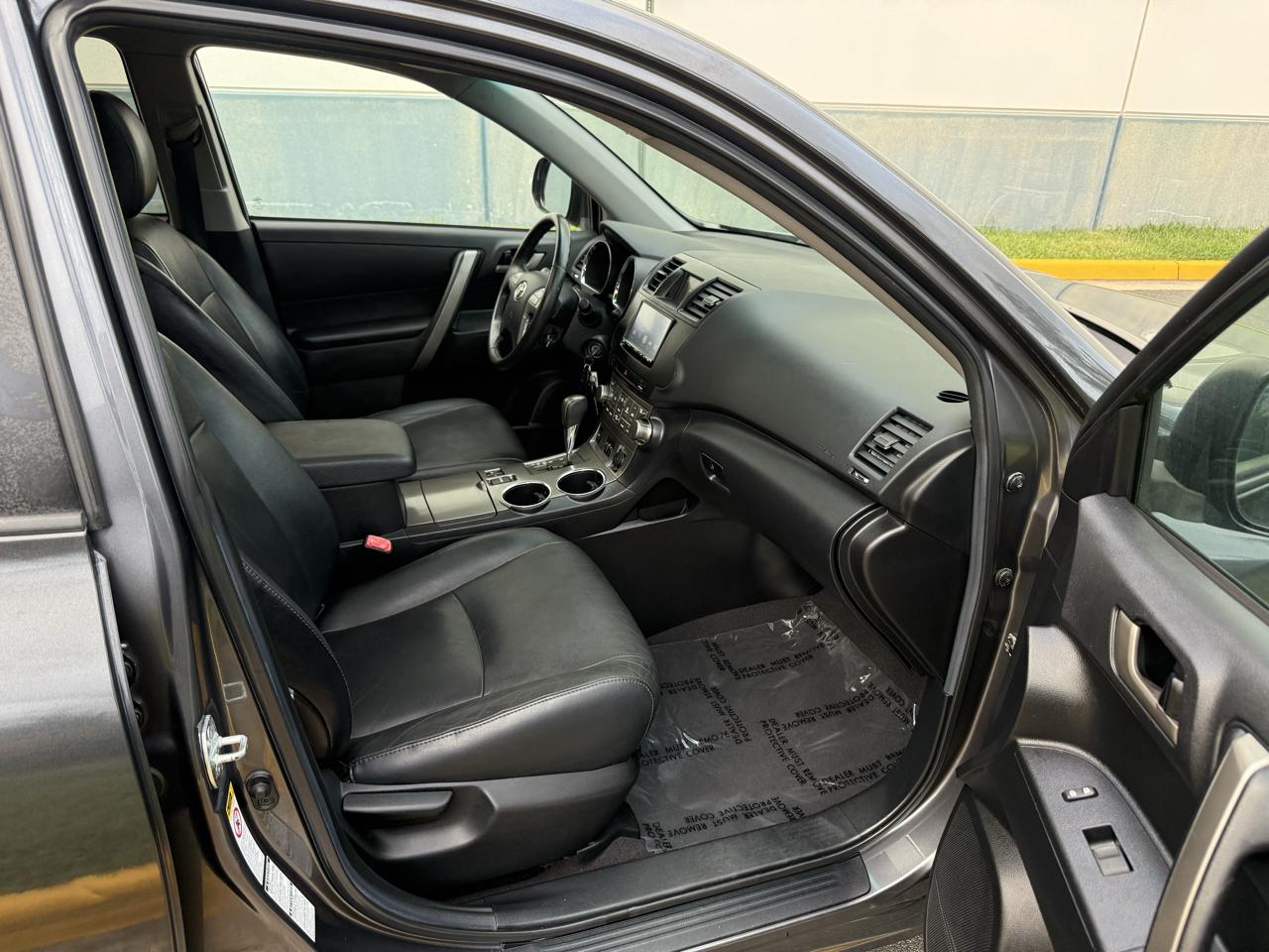 Toyota Highlander 4WD 4dr V6 SE (Natl) 2010