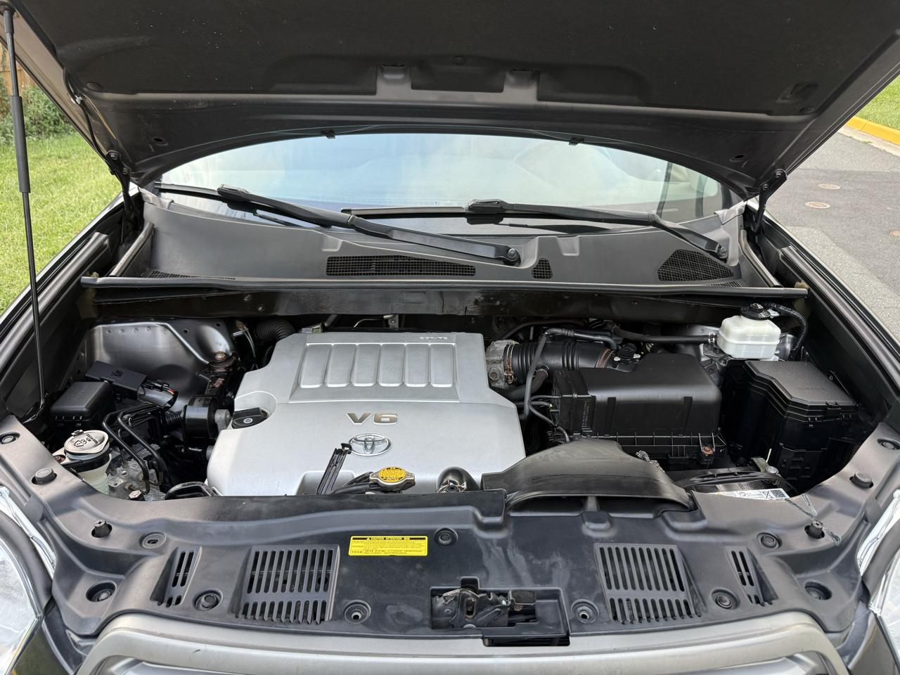 Toyota Highlander 4WD 4dr V6 SE (Natl) 2010