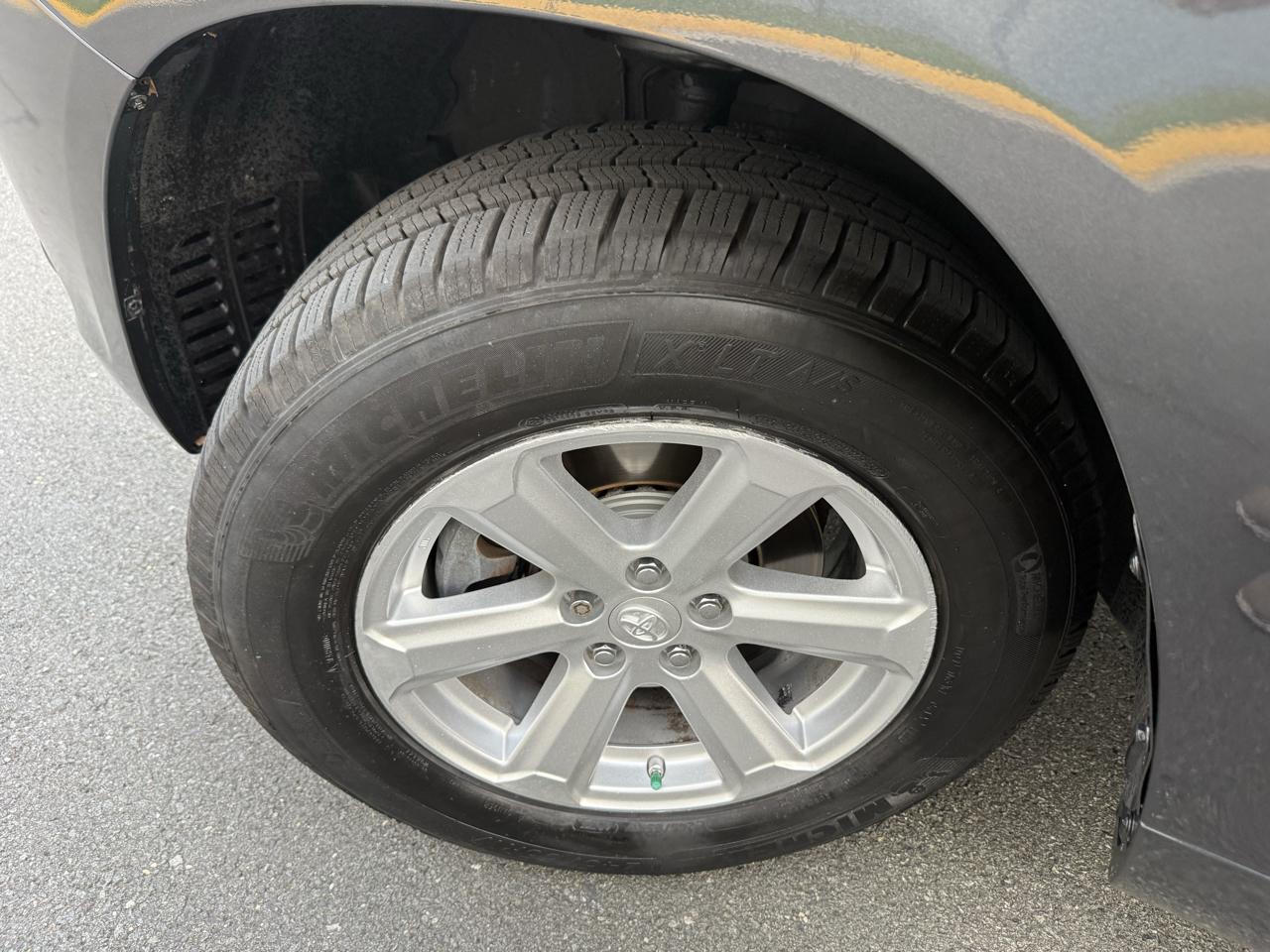 Toyota Highlander 4WD 4dr V6 SE (Natl) 2010