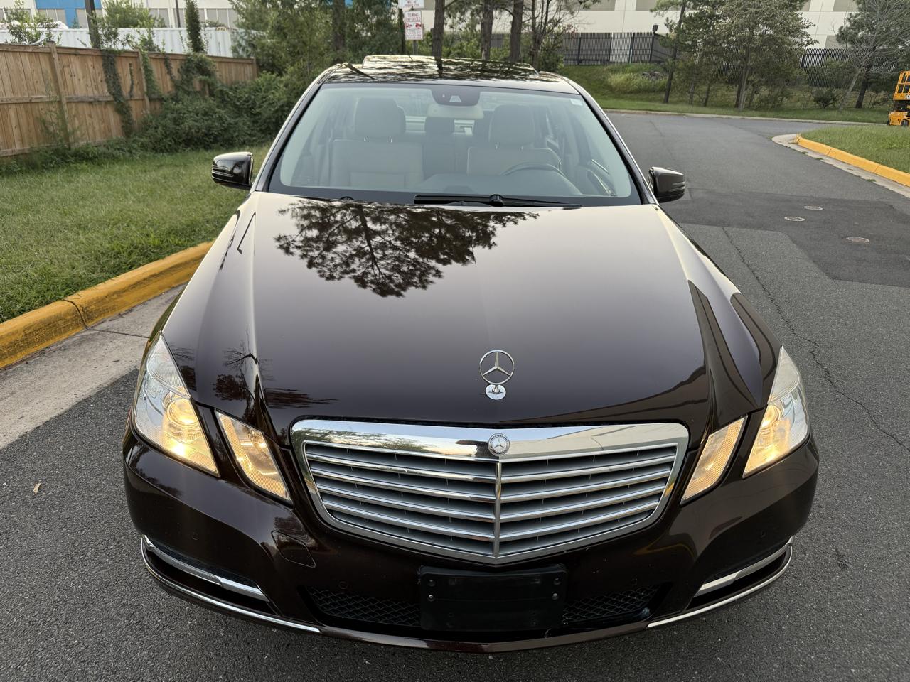 Mercedes-Benz E-Class 4dr Sdn E 350 Sport 4MATIC 2012