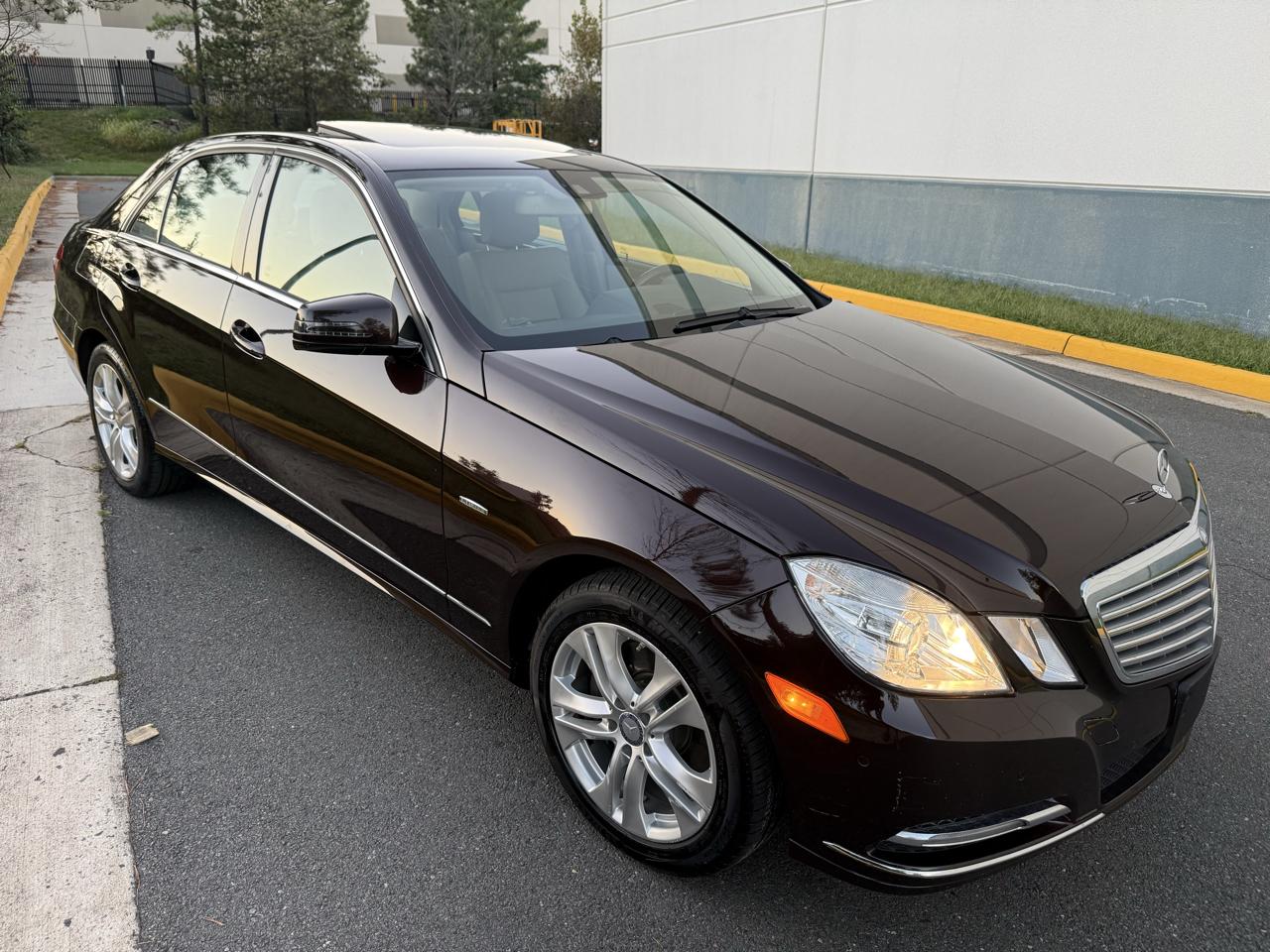 Mercedes-Benz E-Class 4dr Sdn E 350 Sport 4MATIC 2012