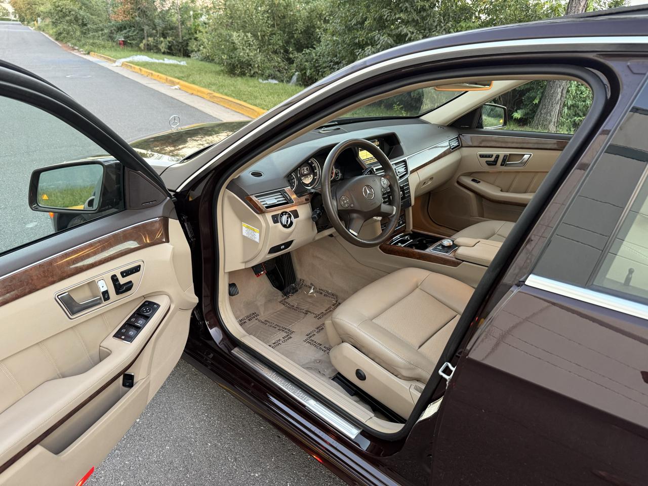 Mercedes-Benz E-Class 4dr Sdn E 350 Sport 4MATIC 2012