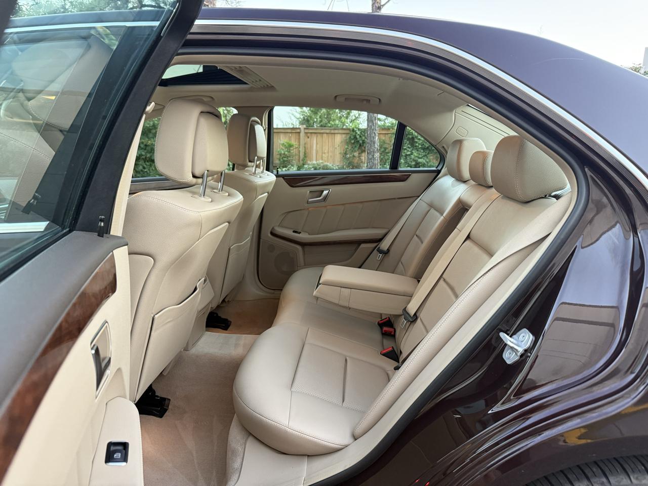 Mercedes-Benz E-Class 4dr Sdn E 350 Sport 4MATIC 2012