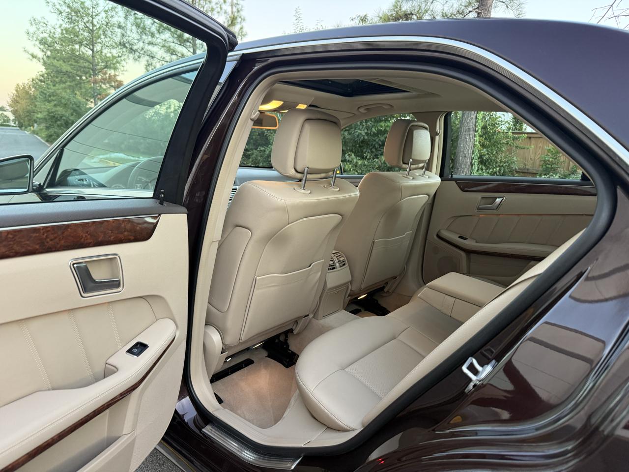 Mercedes-Benz E-Class 4dr Sdn E 350 Sport 4MATIC 2012