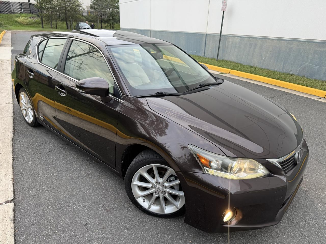 Lexus CT 200h FWD 4dr Hybrid 2011