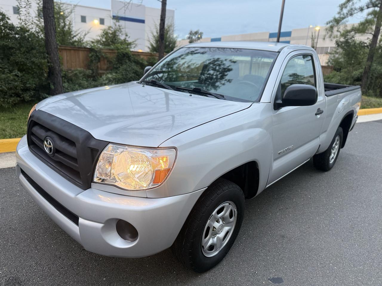 Toyota Tacoma 2WD Reg I4 MT (Natl) 2008