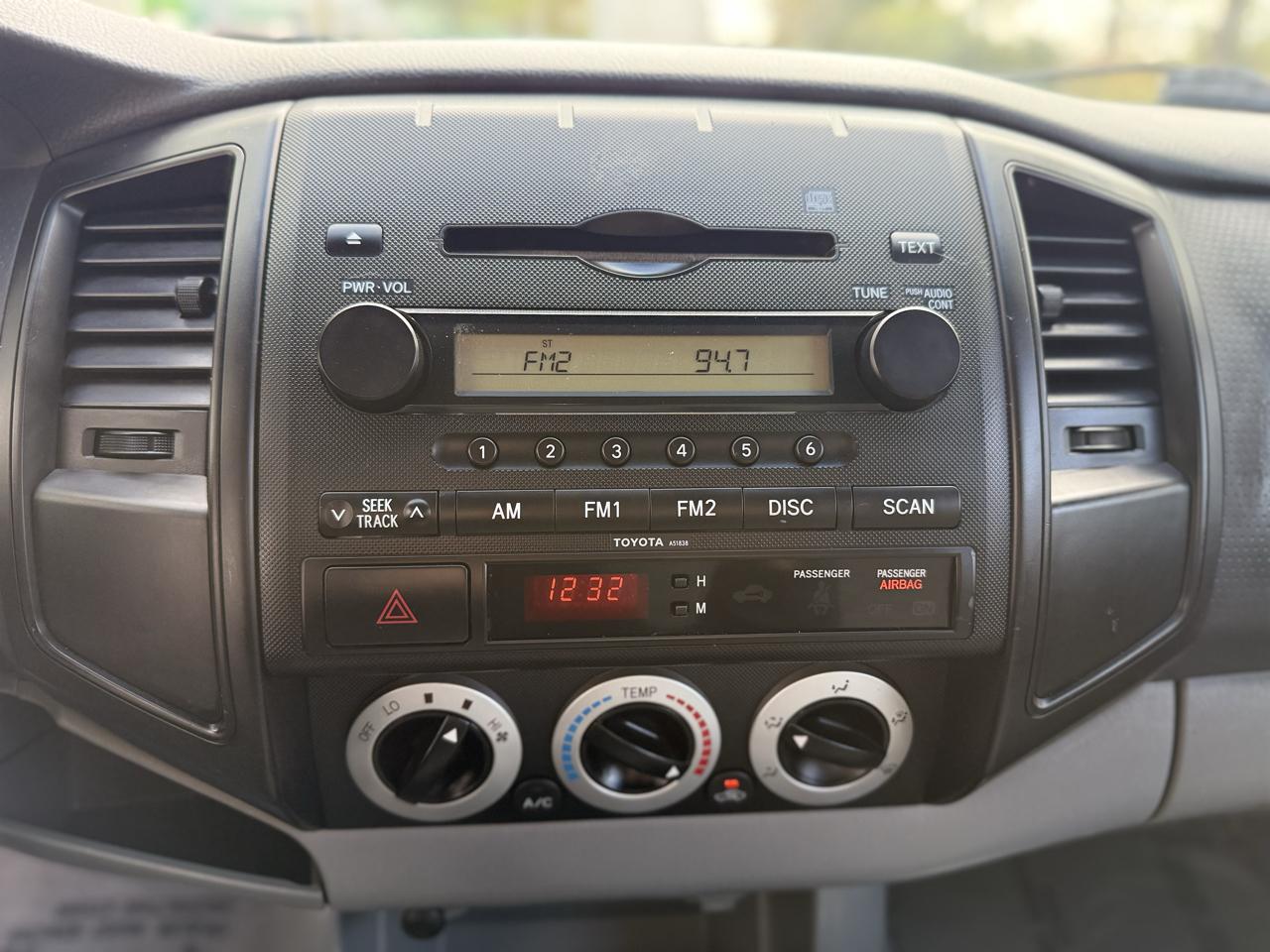 Toyota Tacoma 2WD Reg I4 MT (Natl) 2008