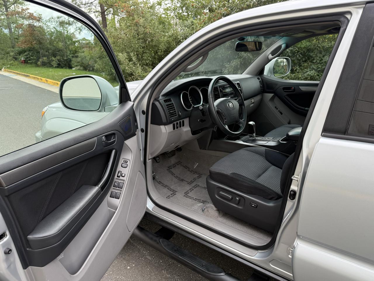 Toyota 4Runner 4WD 4dr V6 SR5 (Natl) 2007